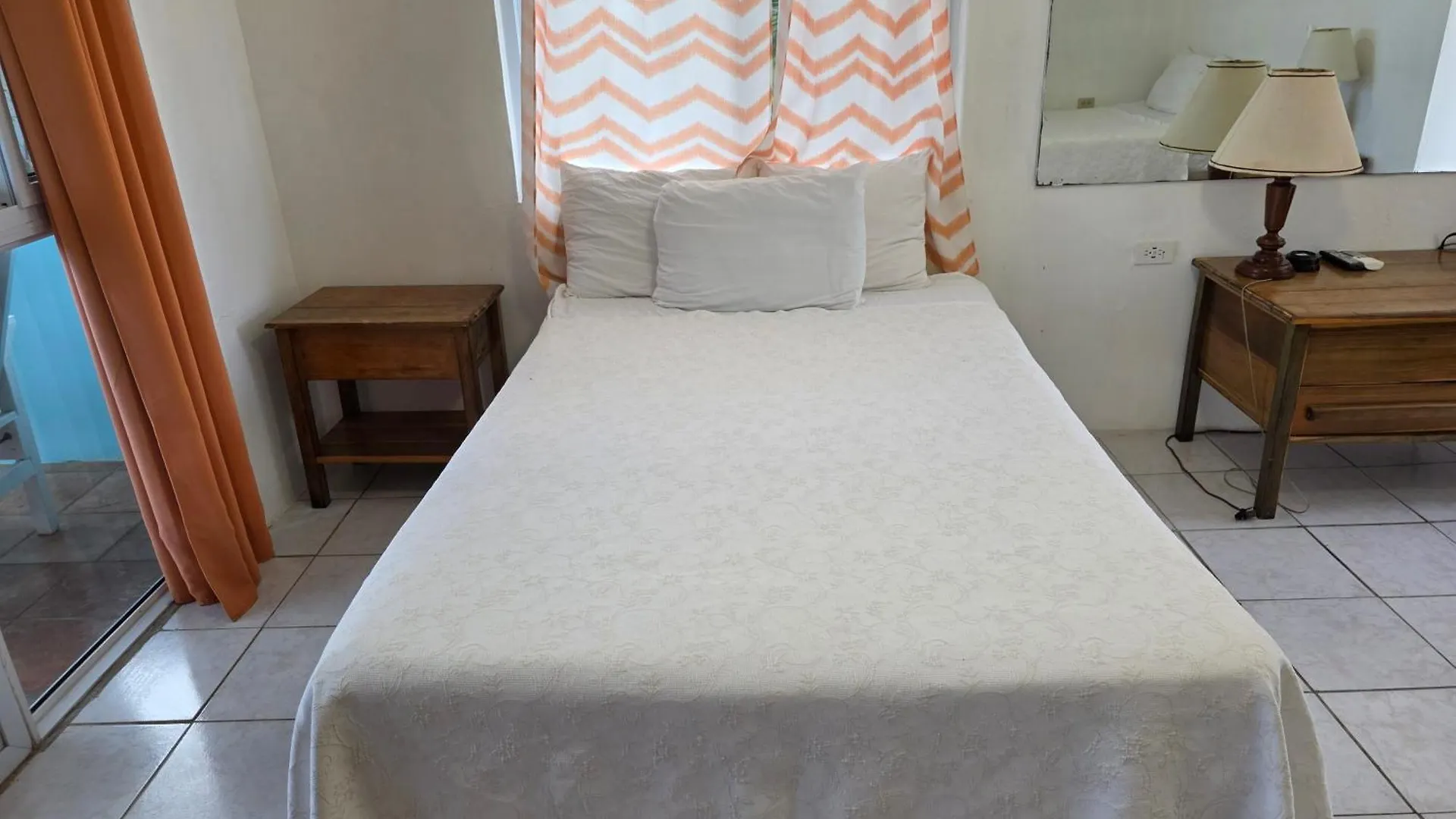 Home Sweet Home Resort Νεγκρίλ Ξενοδοχείο